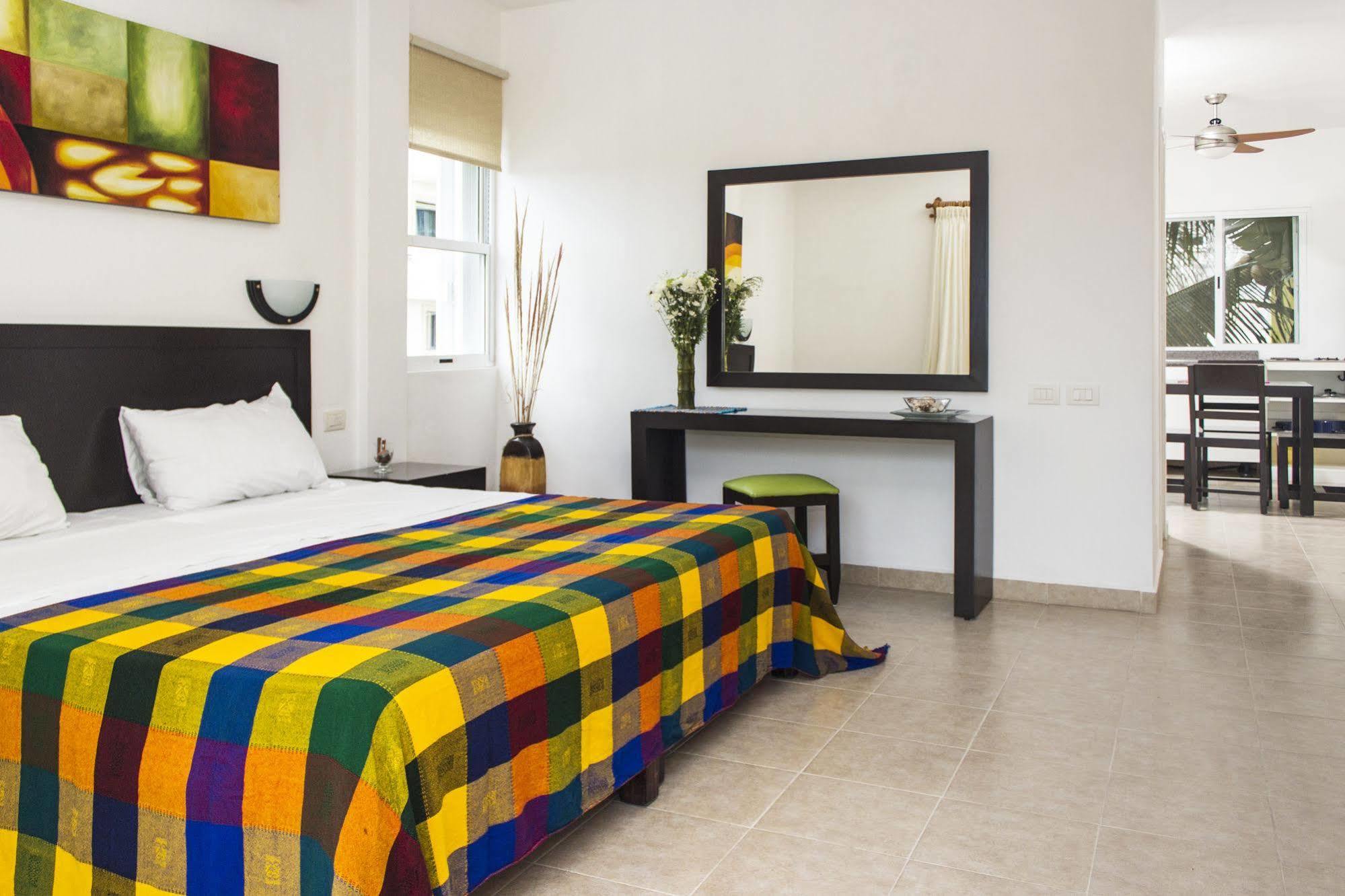 Hotel Sol Playa Плая-дель-Кармен Экстерьер фото
